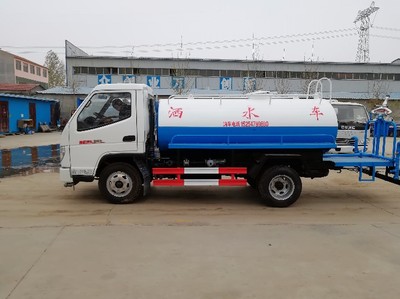 改裝三輪灑水車(chē)的專(zhuān)業(yè)廠家與選擇指南
